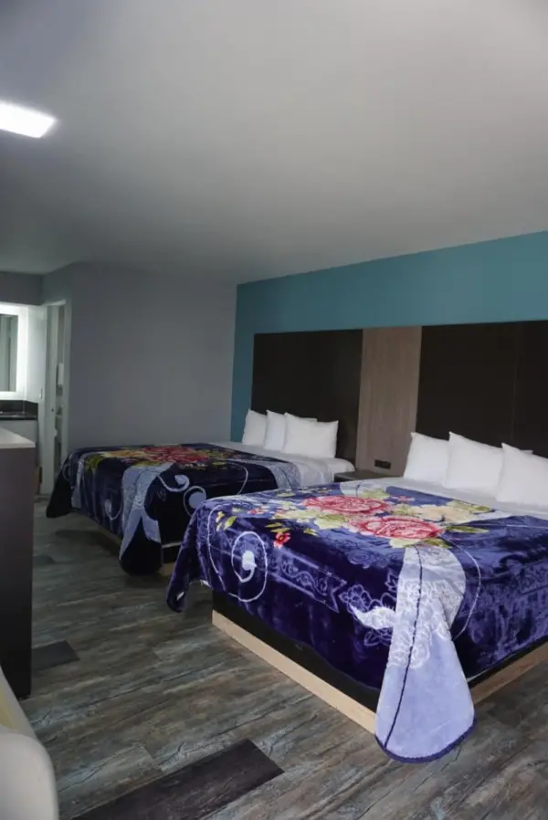 Thunderbird Motel Main image